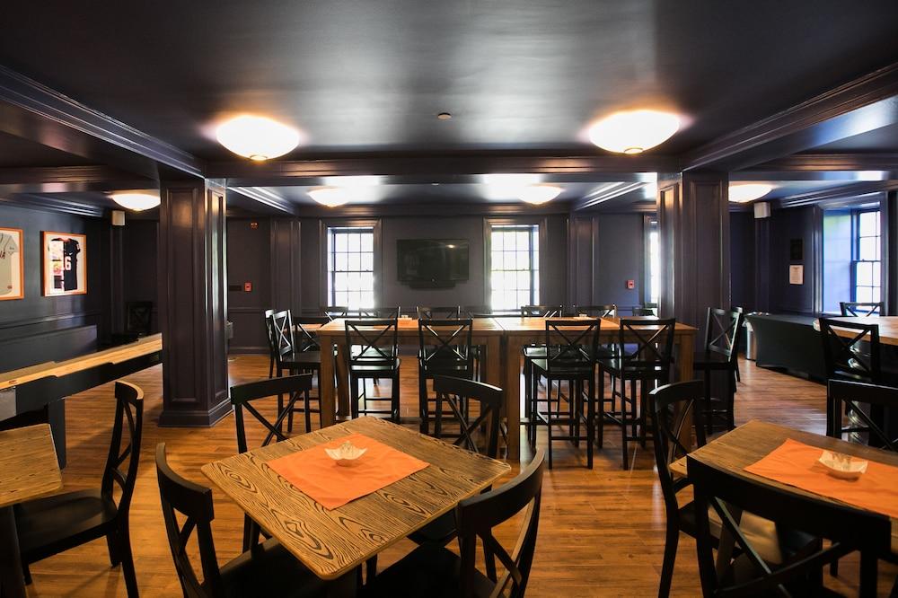 University Of Virginia Inn At Darden Charlottesville Ngoại thất bức ảnh