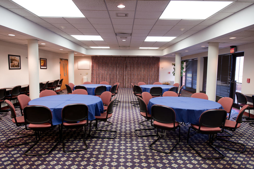 University Of Virginia Inn At Darden Charlottesville Ngoại thất bức ảnh